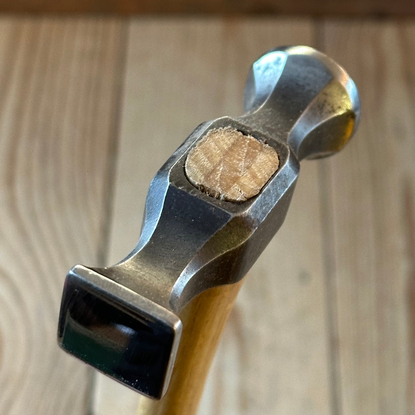 D1850 COOL! Vintage small jewellers Metalwork HAMMER