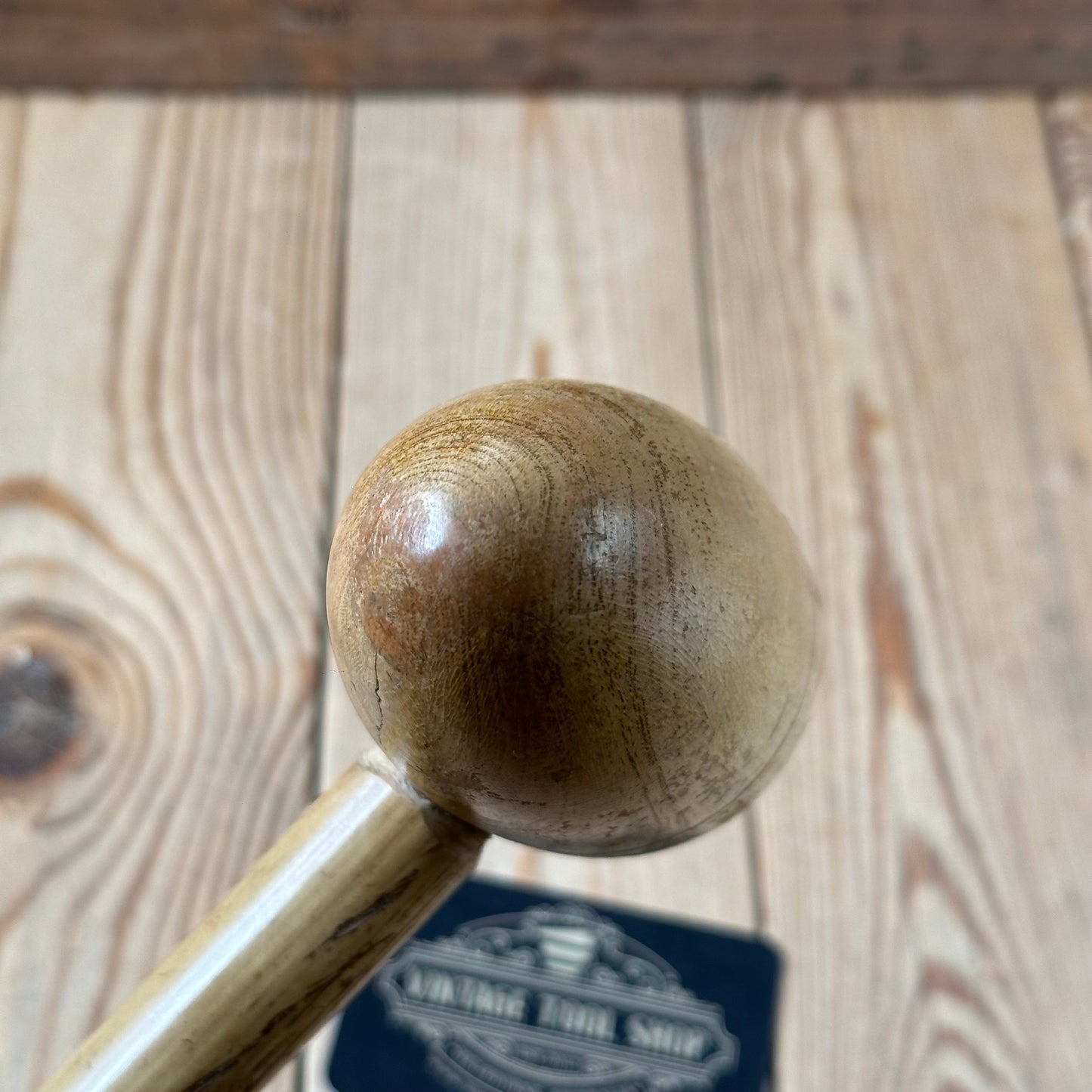 H2440 Vintage HORNBEAM Lead DRESSING STICK plumbers mallet by EMIR London