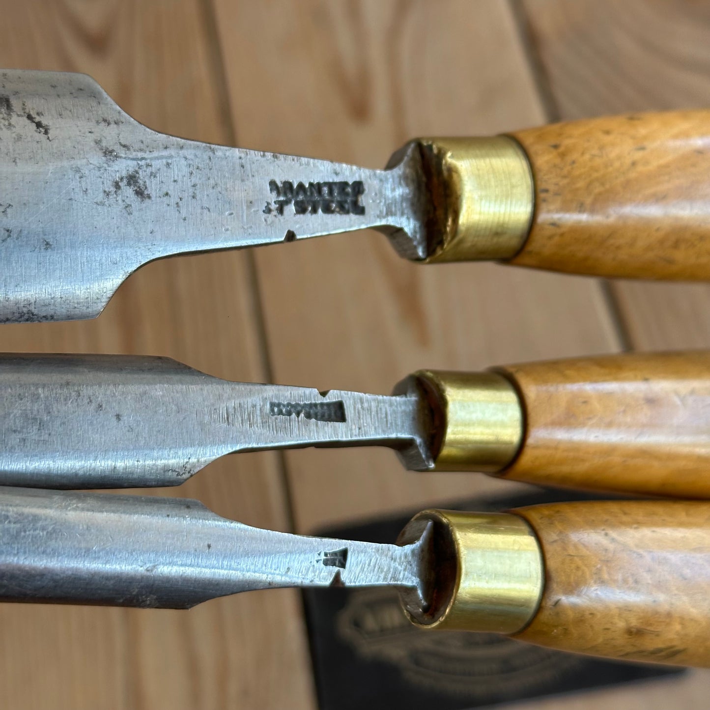 D1916 Vintage 3 x MATHIESON Scotland PARING Gouges CHISELS Boxwood Handles