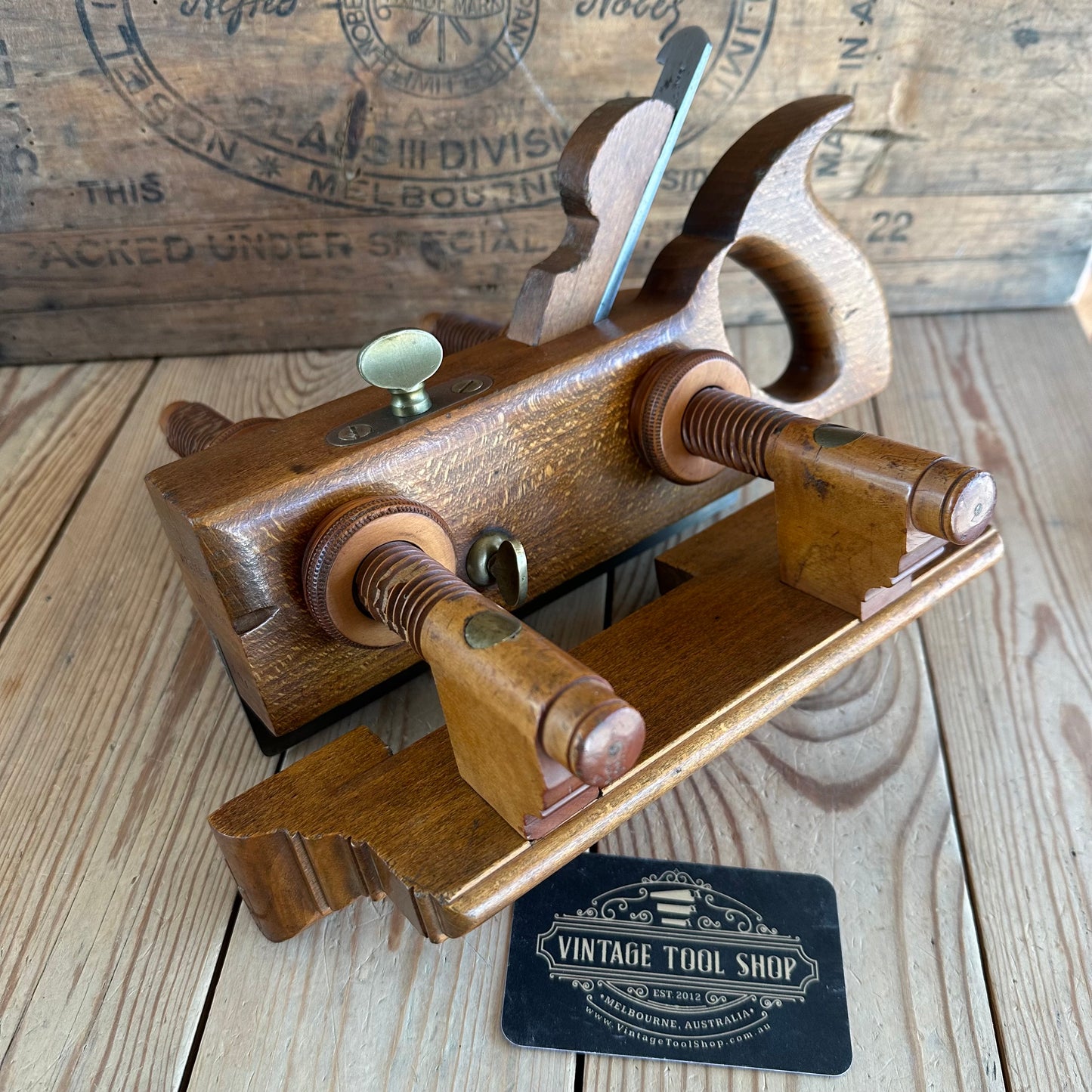 T8553 Antique OHIO TOOL CO No:101 Boxwood Armed PLOUGH PLANE