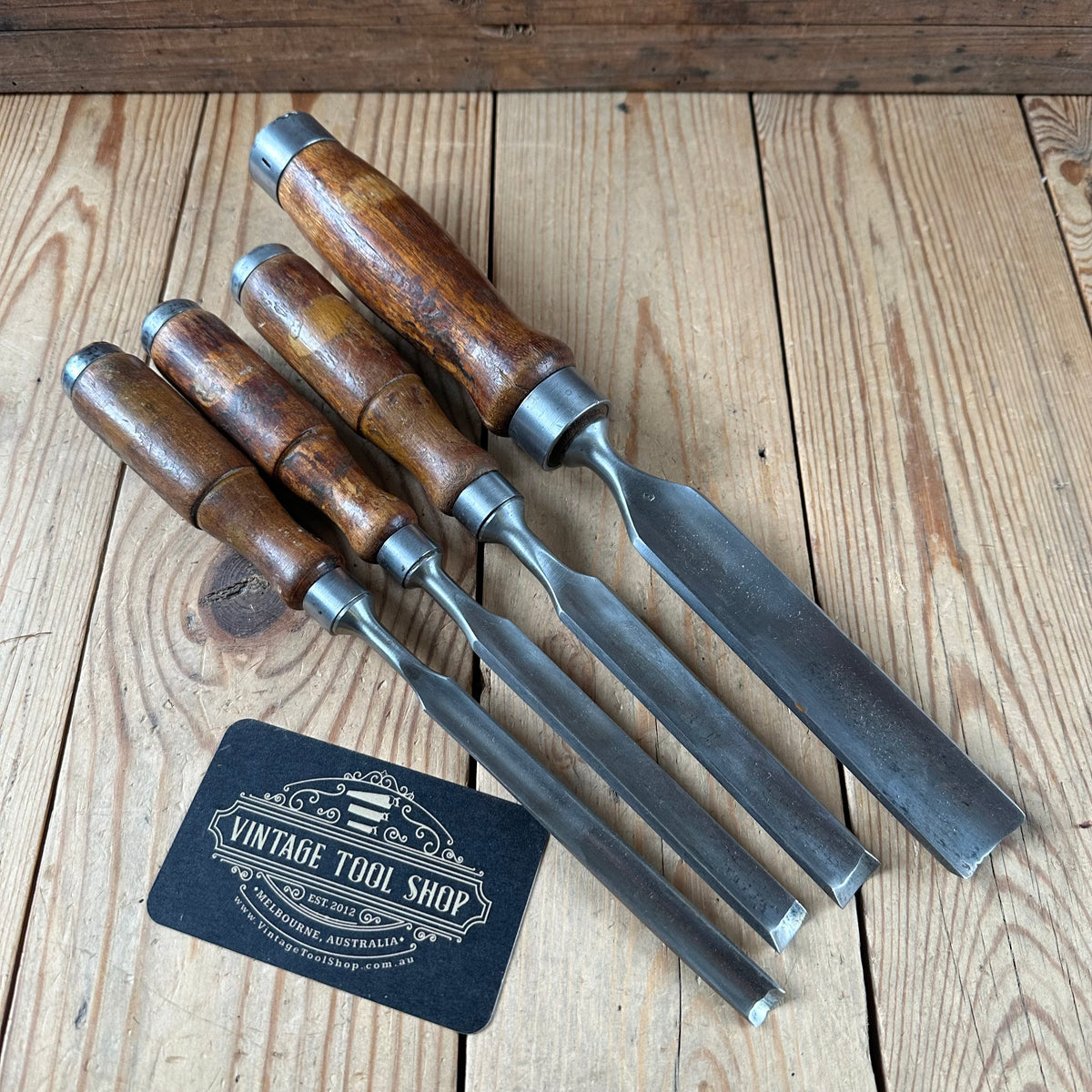 H2623 ICONIC! Vintage set of 4 x TITAN AUSTRALIA Gouge CHISELS