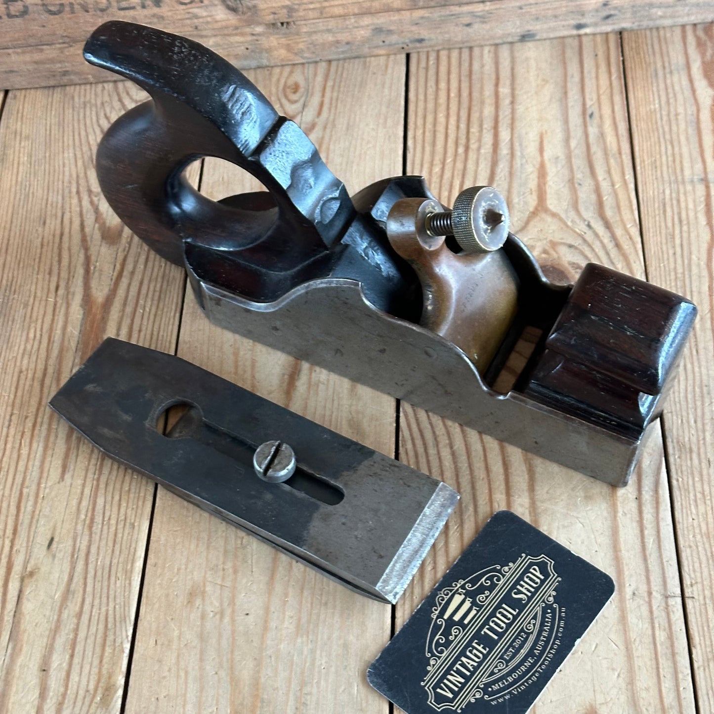 N1148 Antique UNIQUE SMOOTHING plane with Rosewood infill