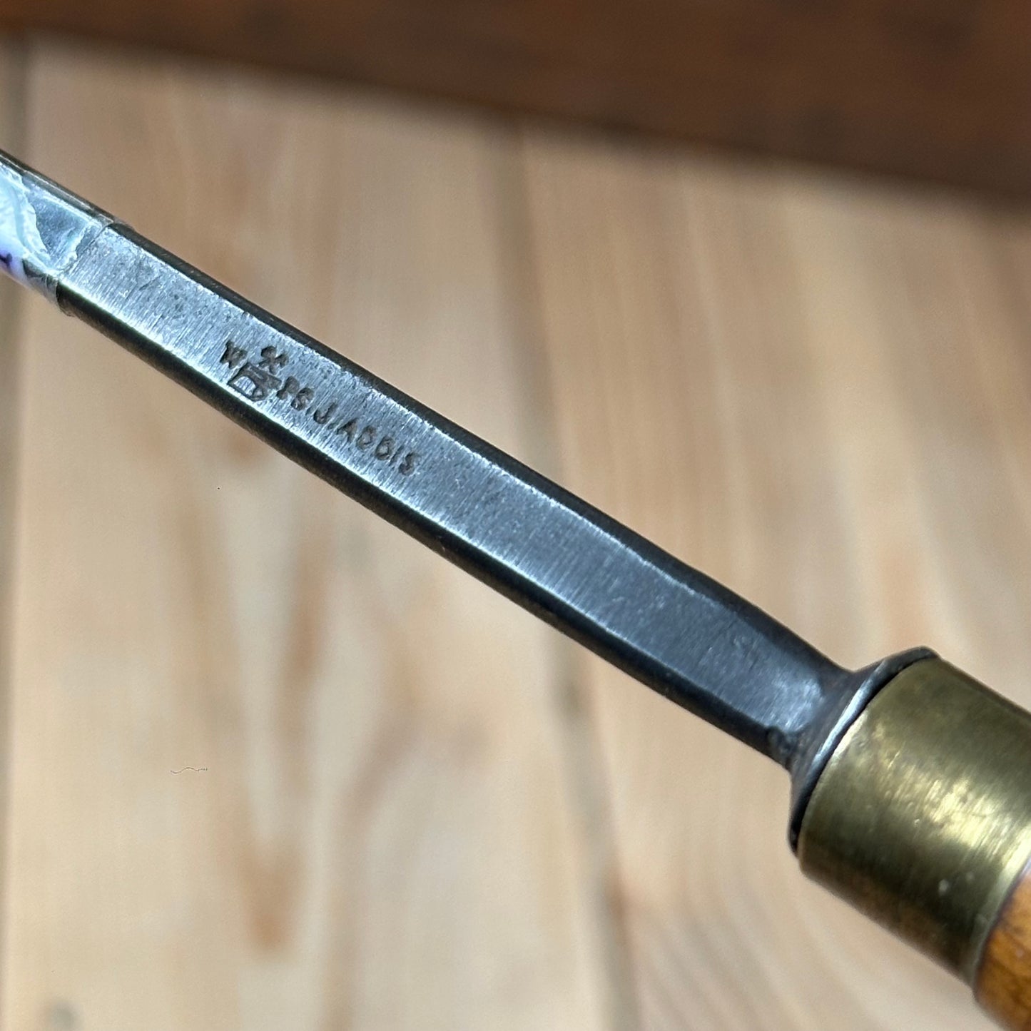 H2025 Vintage Addis England 7mm Bent Fishtail Carving CHISEL