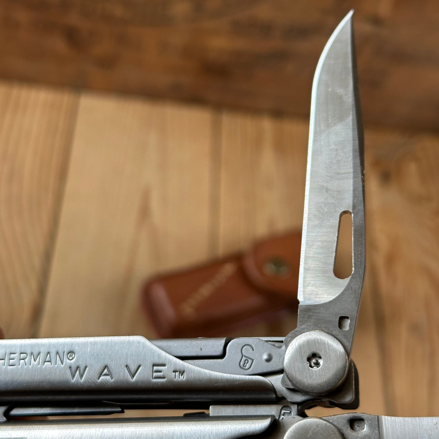 K45 Vintage LEATHERMAN USA WAVE Multi Tool in its Original leather sheath