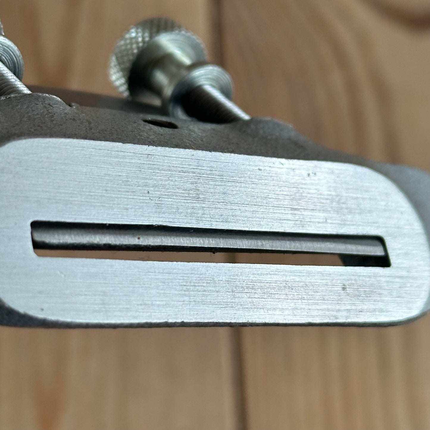 D1814 Vintage pair of STANLEY England No.151 flat & No.151R CONVEX curved base MALLEABLE IRON adjustable SPOKESHAVES