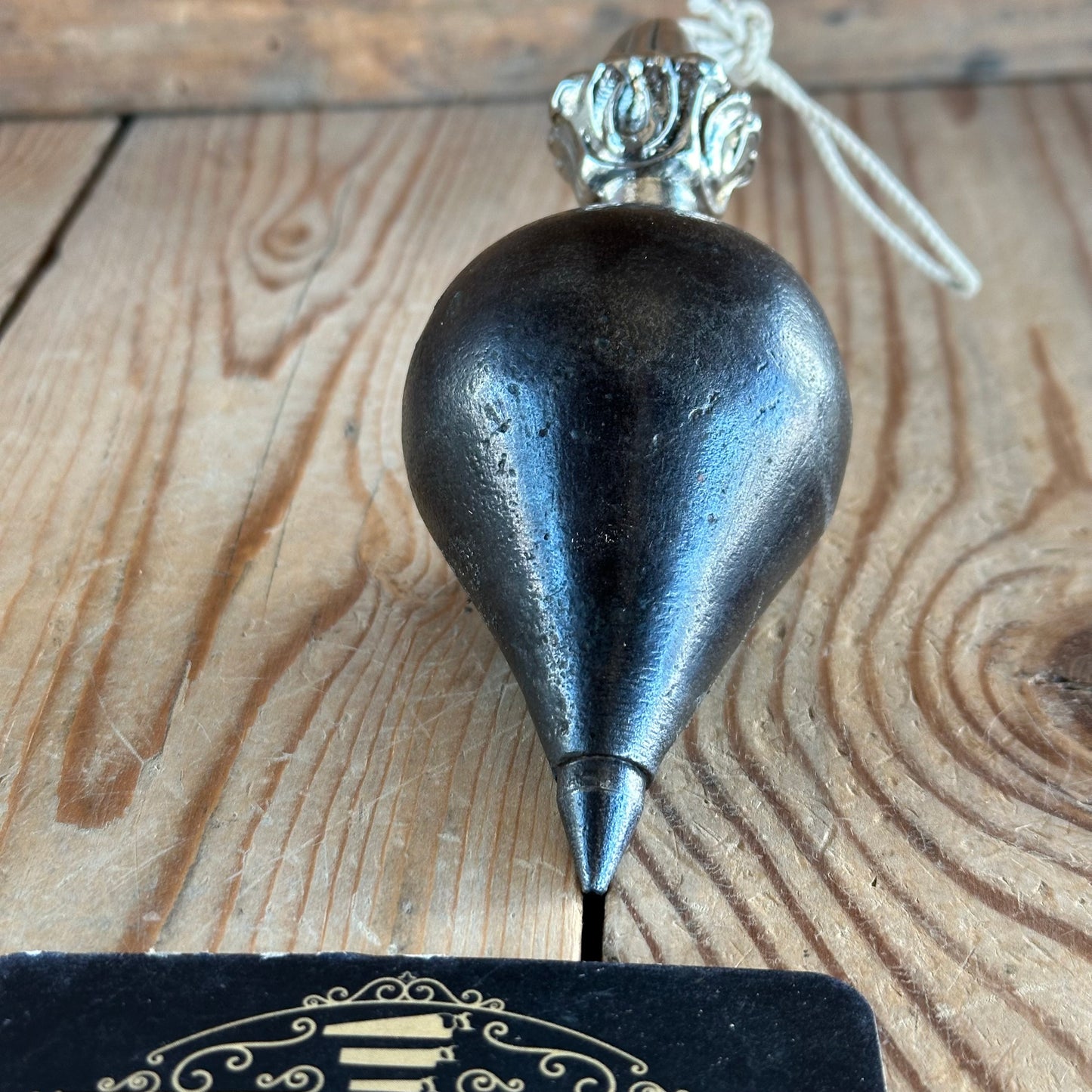 T3690 UNUSUAL! Vintage HEAVY 710g IRON Turnip PLUMB BOB