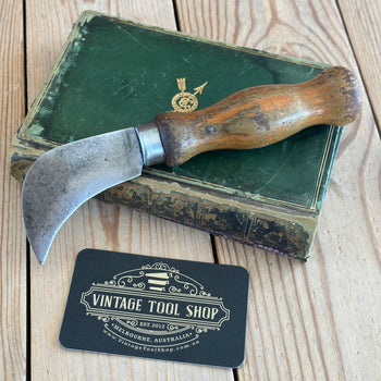 H2340 SCARCE! Vintage TITAN Australia HOOKED LEATHER KNIFE