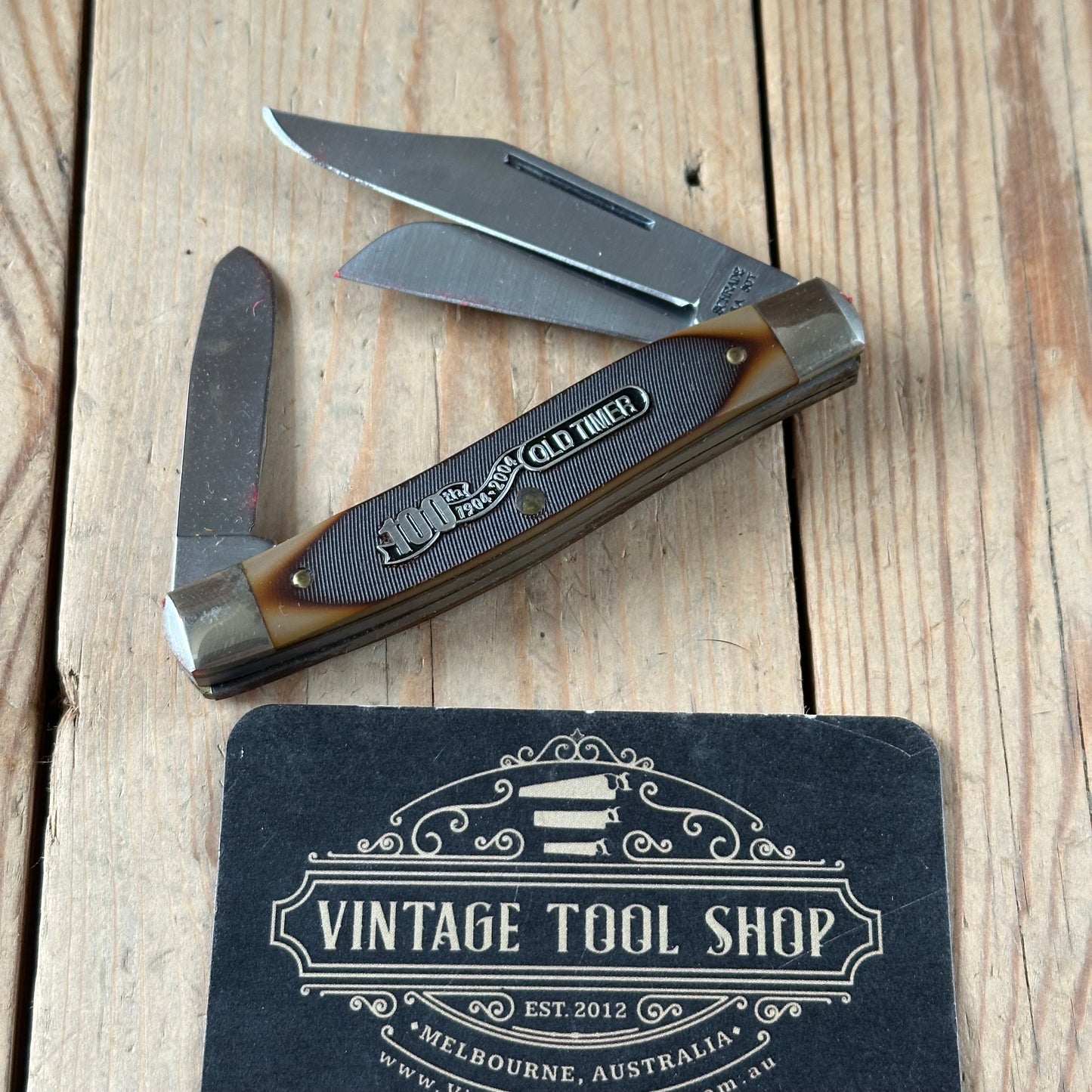 K67 NEW OLD STOCK! Vintage SCHRADE USA 100th anniversary 2004 OLD Timer folding KNIFE IOB