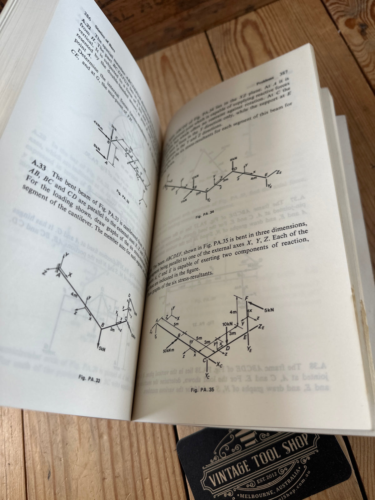 XBN170 Vintage 1980 BOOK An INTRODUCTION to the MECHANICS OF SOLIDS Stresses and Deformation in Bars SI edition by A.S.Hall