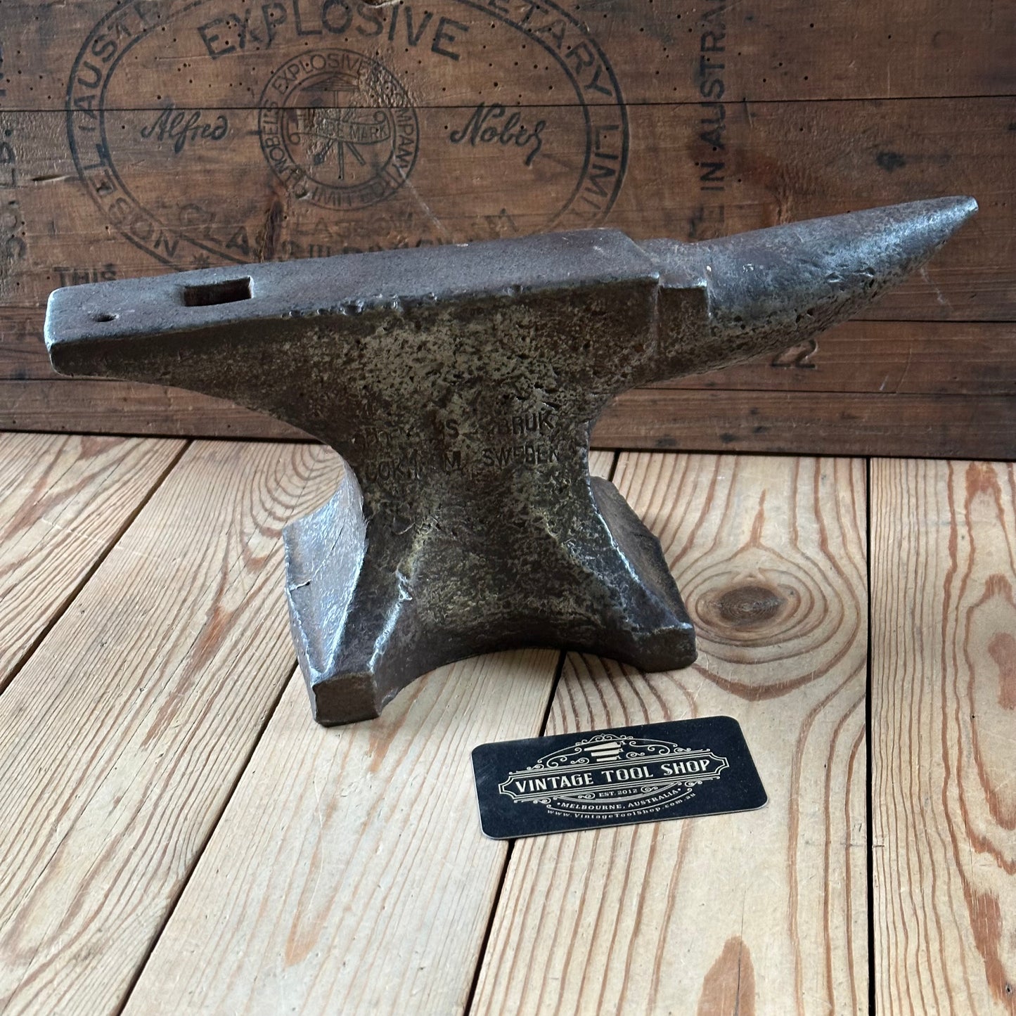 SOLD. H2386 INCREDIBLE! Vintage Sodefors Sweden 22lbs 1920s ANVIL
