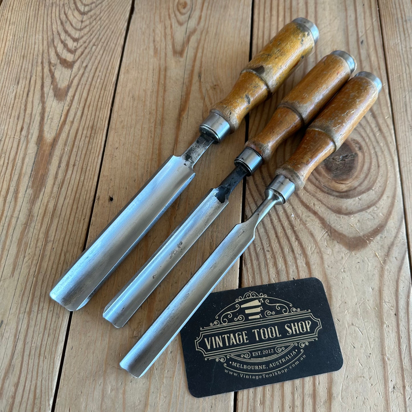 N341 Vintage set of 3 x TITAN AUSTRALIA Gouge CHISELS