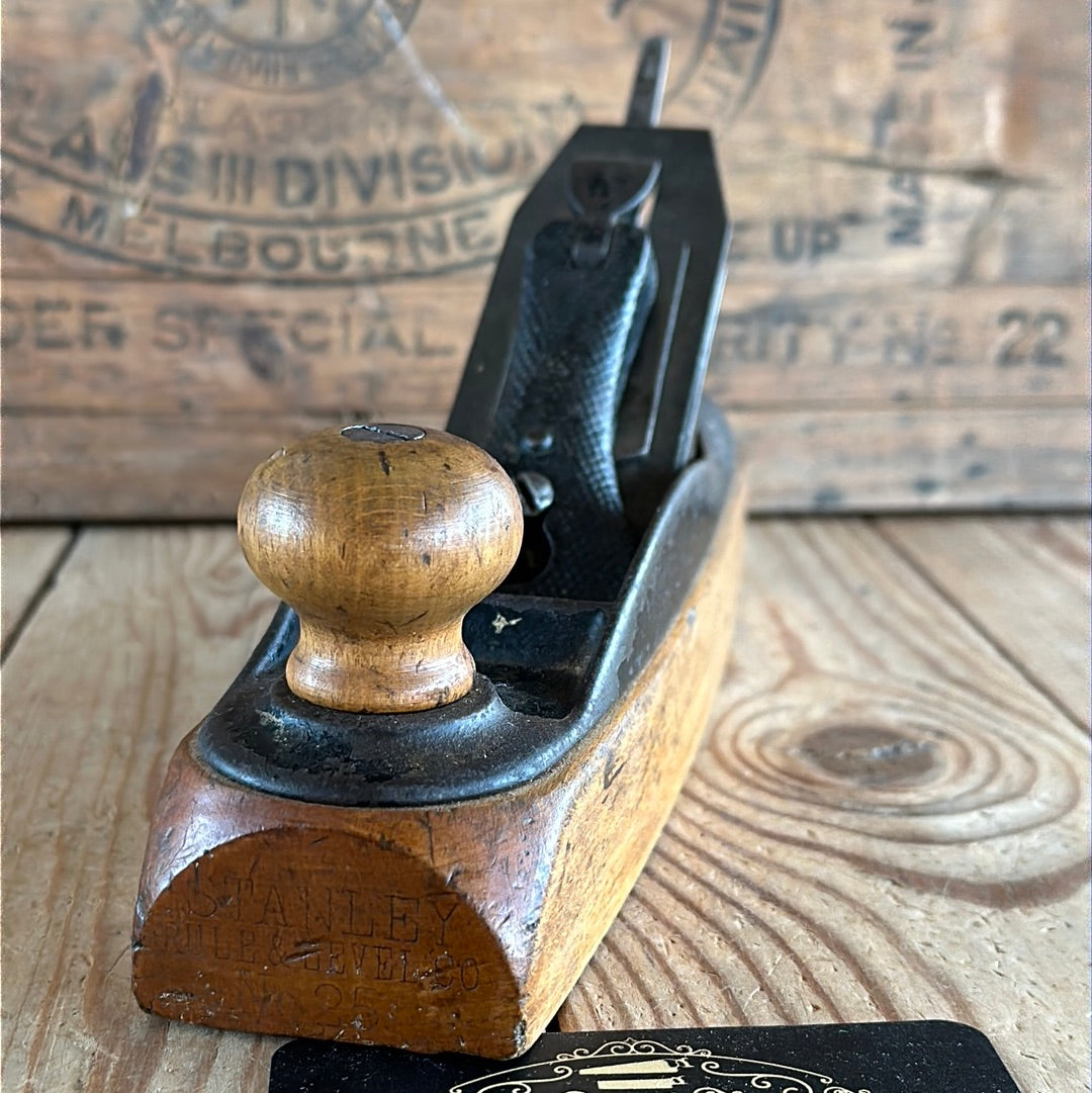 N1021 Antique STANLEY Rule & Level No.25 LOW ANGLE transitional plane