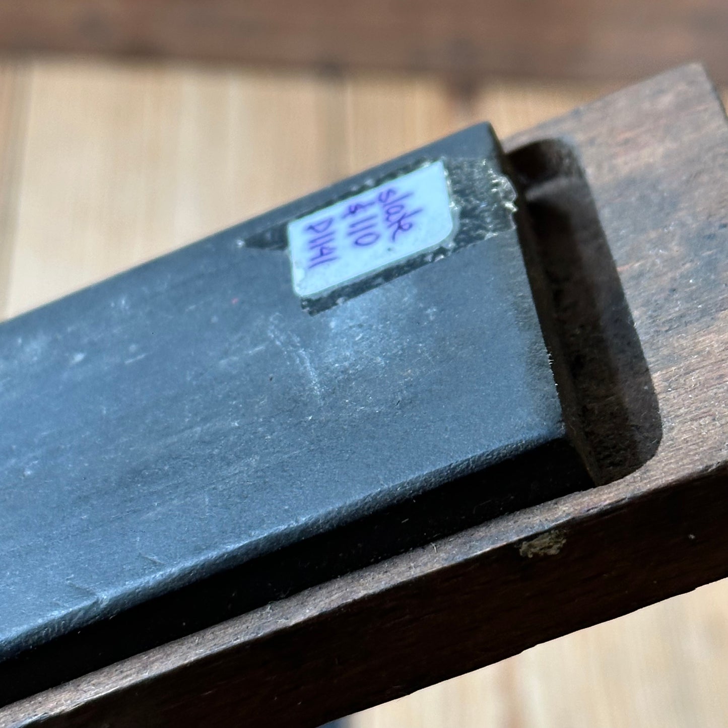 D1141 Vintage Blue Dragons Tongue WELSH natural sharpening stone BARBER HONE