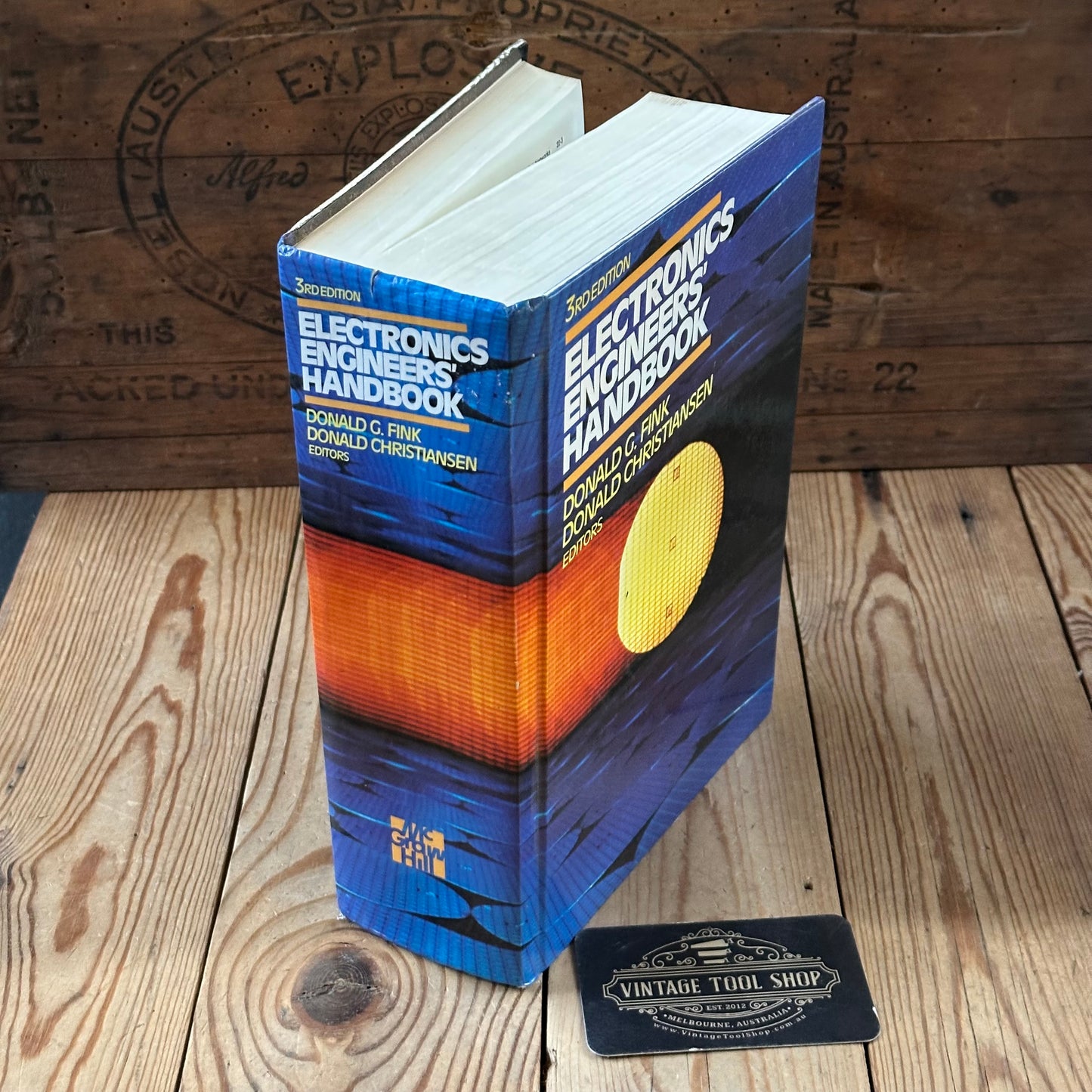 XBN122 Vintage 1989 BOOK ELECTRONICS ENGINEER'S Handbook by D.G.Fink & D.Christiansen