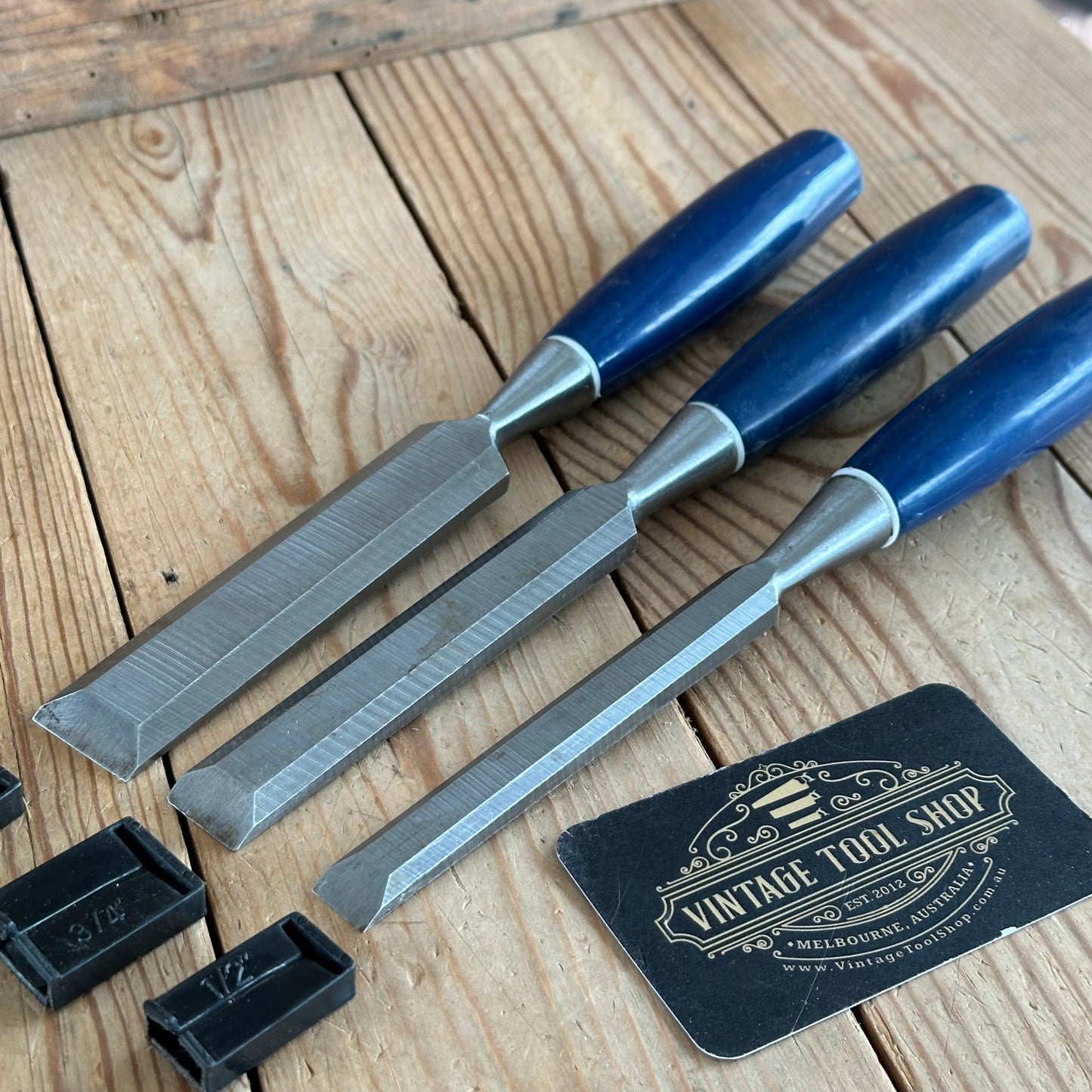 H1297 Vintage 3x beveled CHISELS