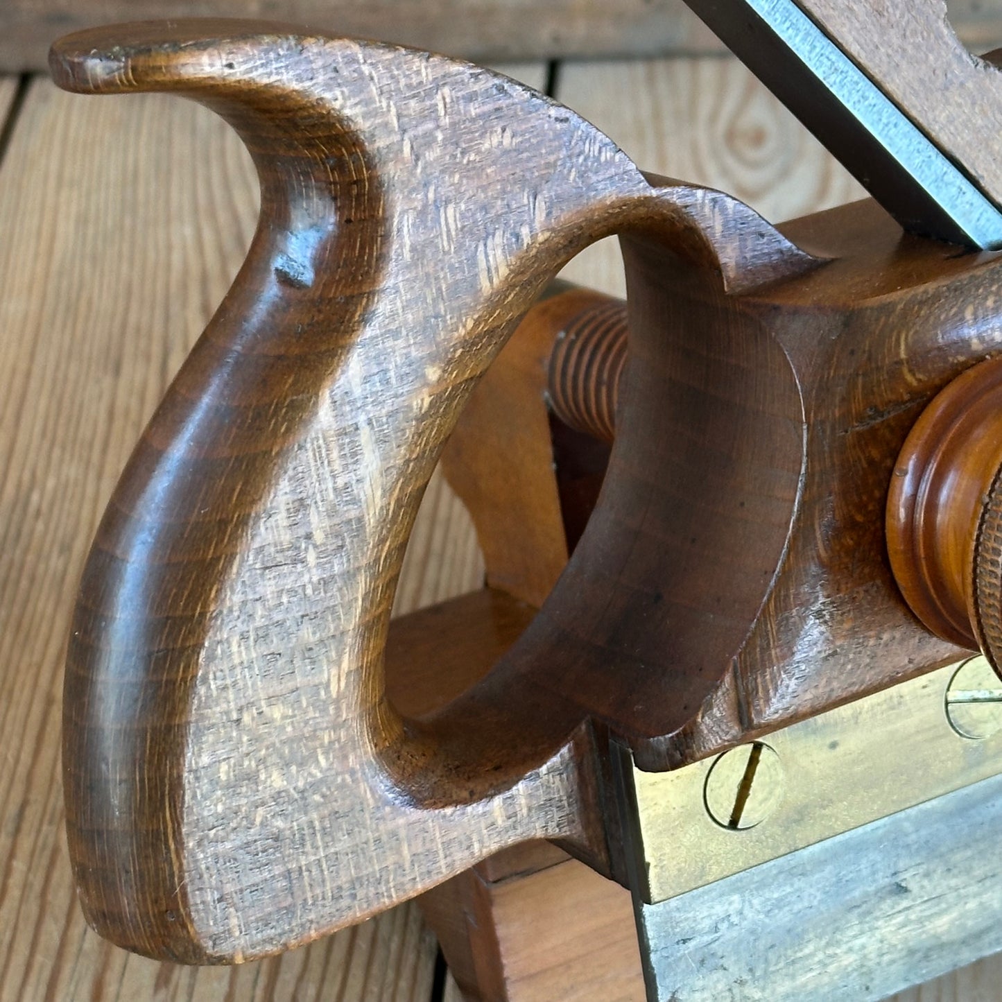 T8553 Antique OHIO TOOL CO No:101 Boxwood Armed PLOUGH PLANE