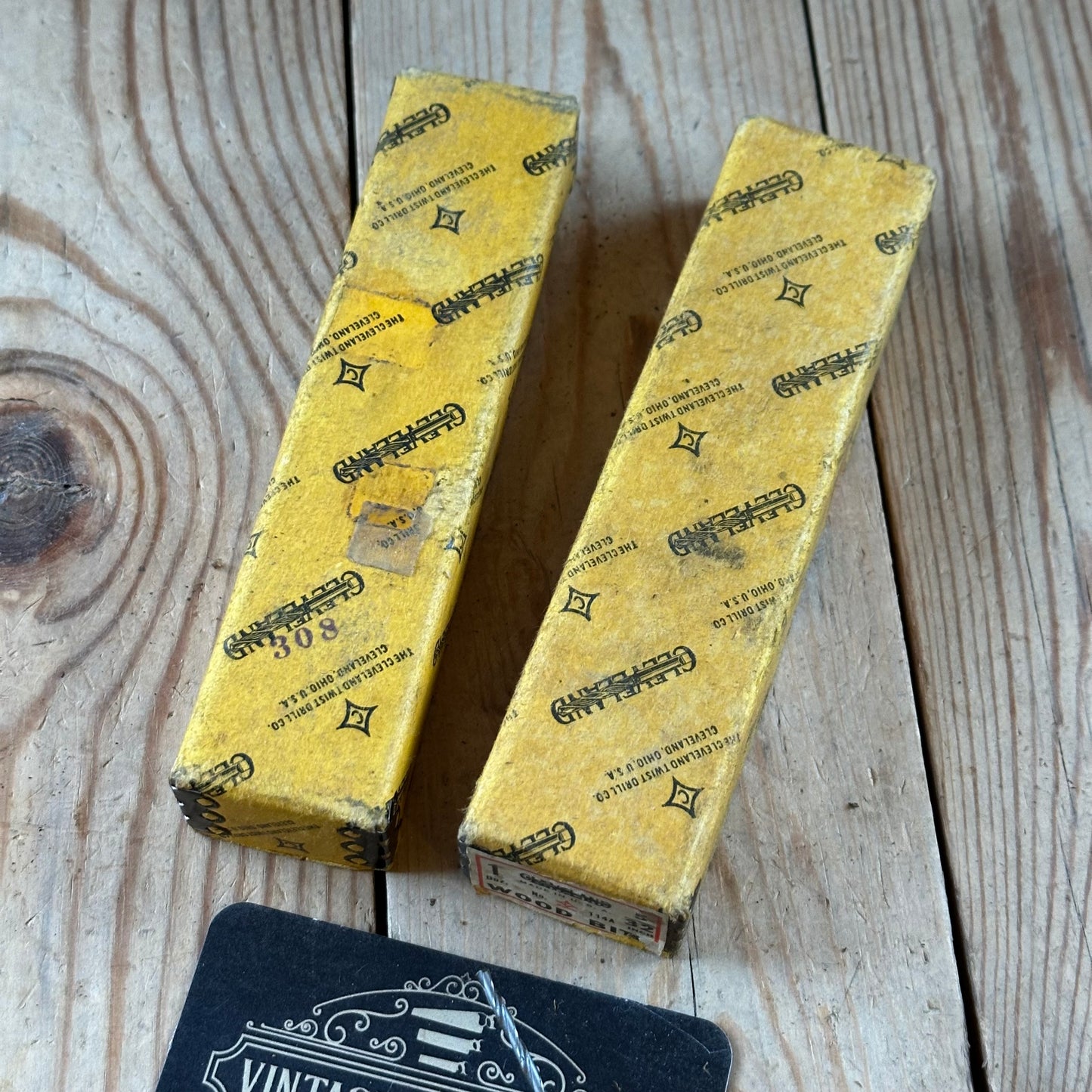 H2515 Vintage BOXED mixed set of 13 x CLEVELAND style wood drill BITS brace BIT set