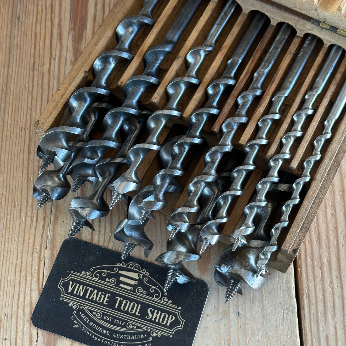 H1913 Vintage BOXED Set of 13 x IRWIN / Solid Center PATTERN wood drill BITS brace auger BIT set