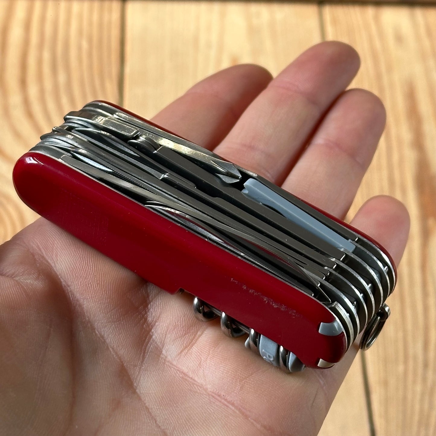 K46 ICONIC! Vintage Victorinox SWISS CHAMP 33 Tool SWISS ARMY KNIFE