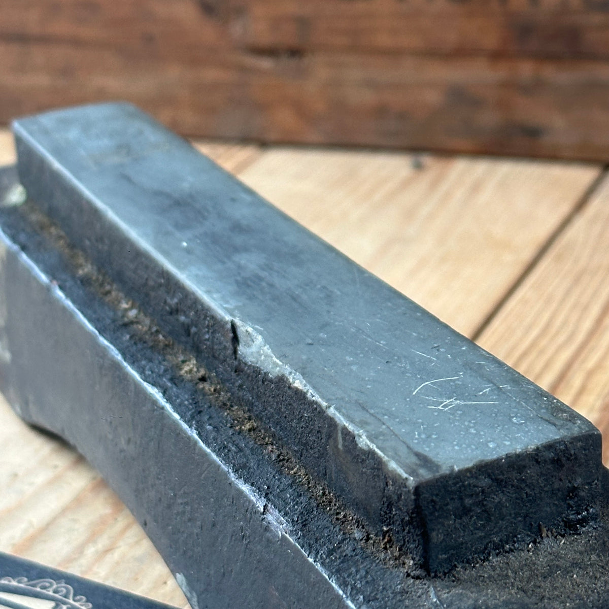 A400 CUTE! Vintage Welsh LLYN IDWAL SHARPENING STONE Mounted Natural Stone