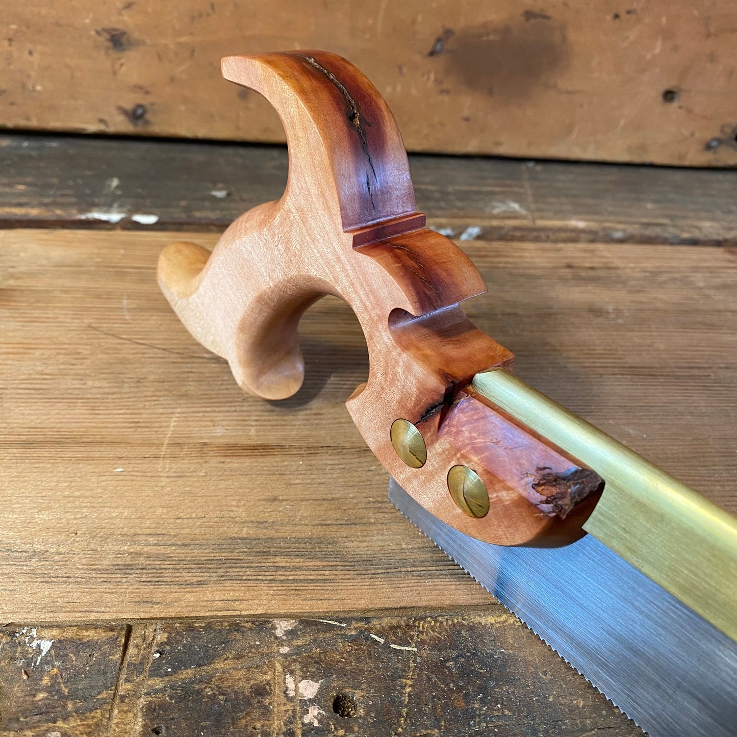 VHS200 LEFT HAND HERITAGE SAWS Custom 12” FITZROY model 14ppi rip DOVETAIL SAW with a SCARRED MYRTLE handle