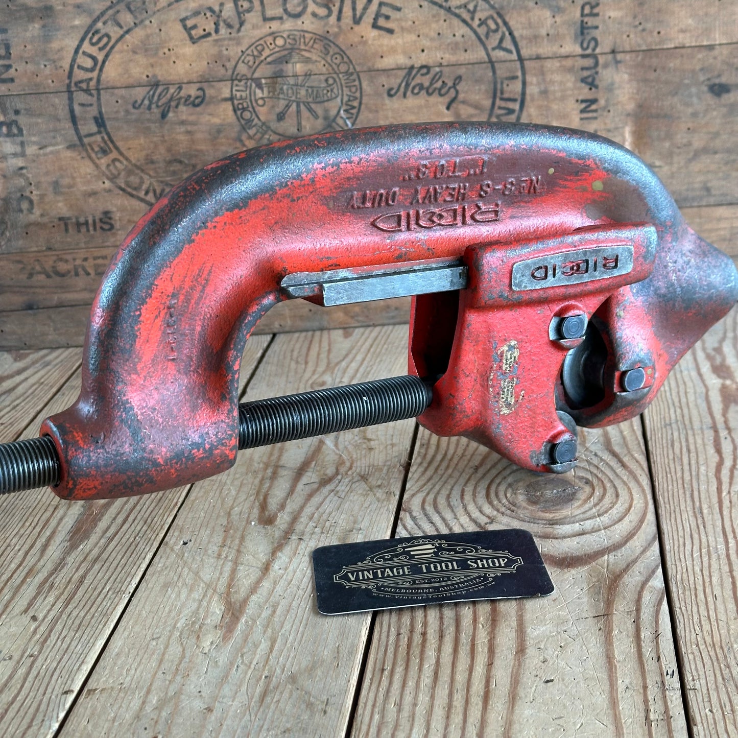 H1379 Vintage RIGID THE RIDGE TOOL CO USA PIPE cutter