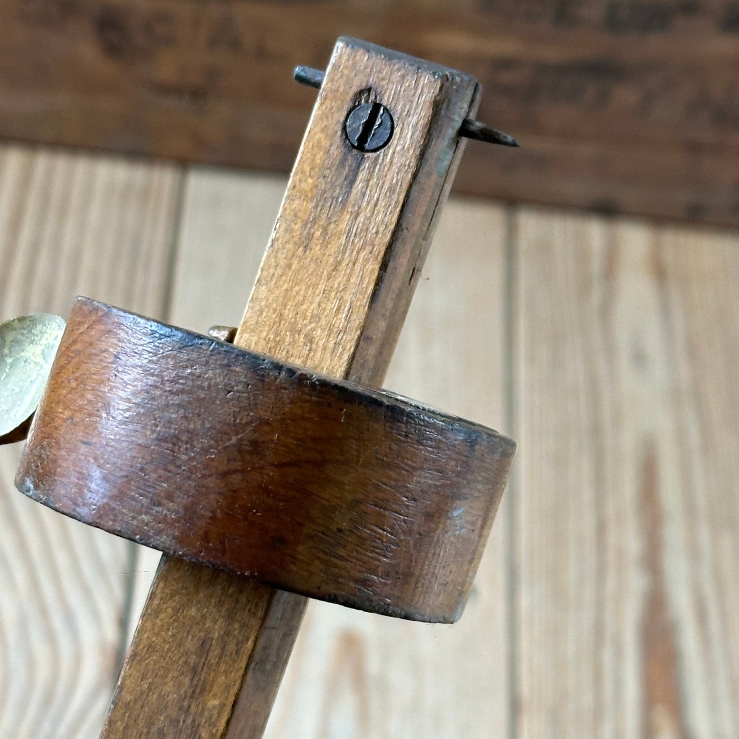 H2519 HANDY! Antique STANLEY No:64 & 1/2 MARKING GAUGE Sweetheart era 1921-35