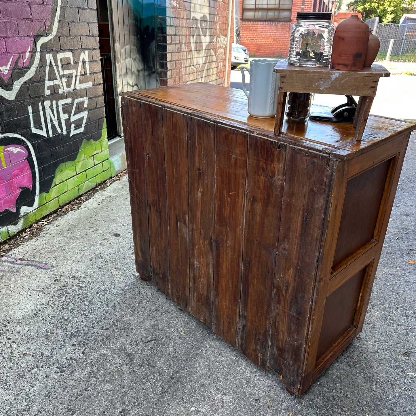 H2384 Vintage shabby chic FEDERATION era PINE kitchen cabinet CUPBOARD