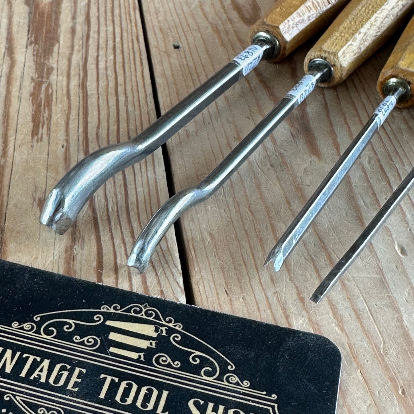 N893 Vintage set of 4 SWISS Carving CHISELS V-Gouge spoon gouges