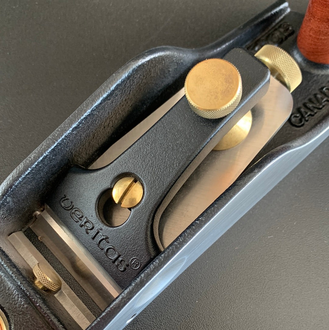 SOLD T9698 Contemporary VERITAS Canada Low Angle smoothing PLANE