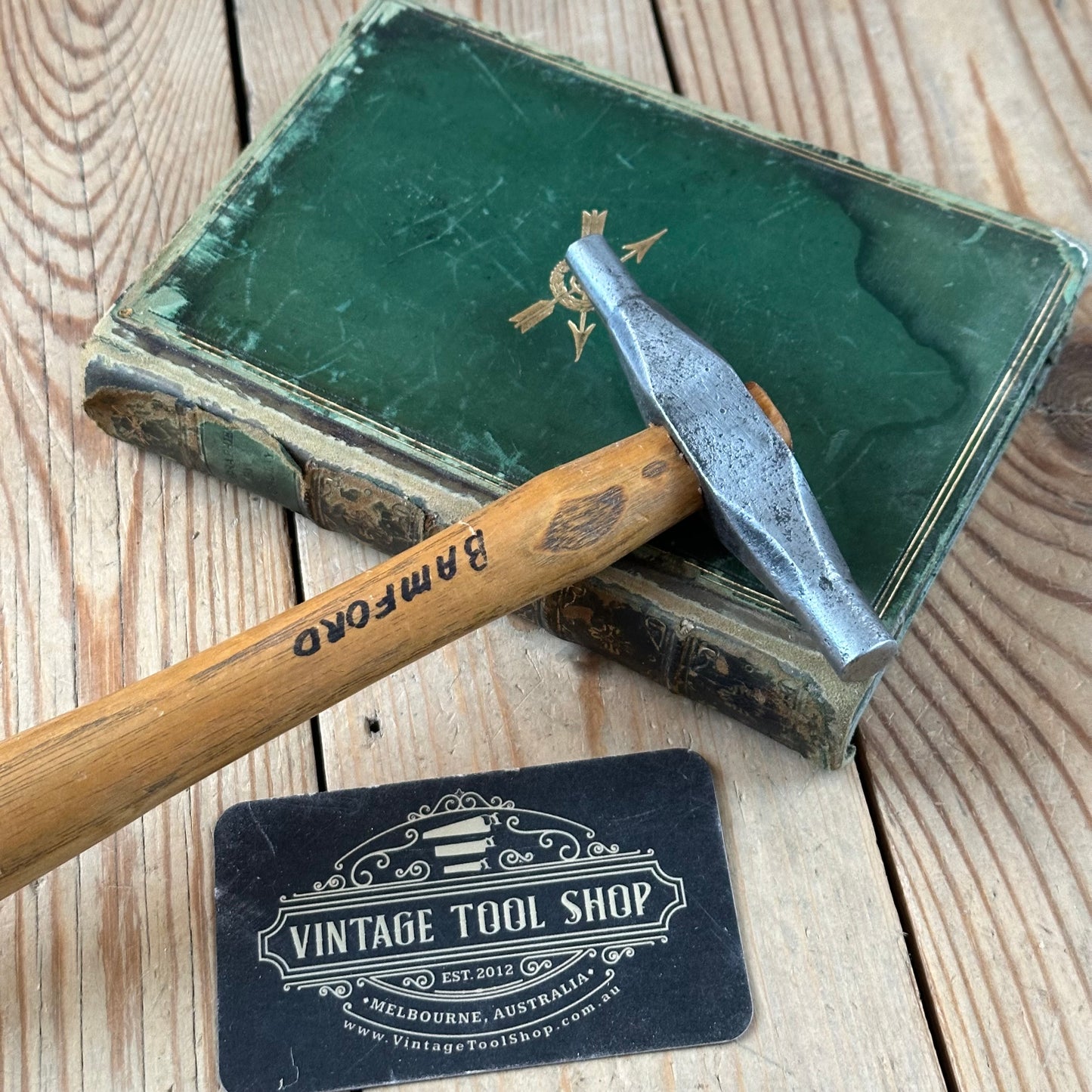 D2125 Vintage small jewellers metalworking MAGNETIC TACK Hammer