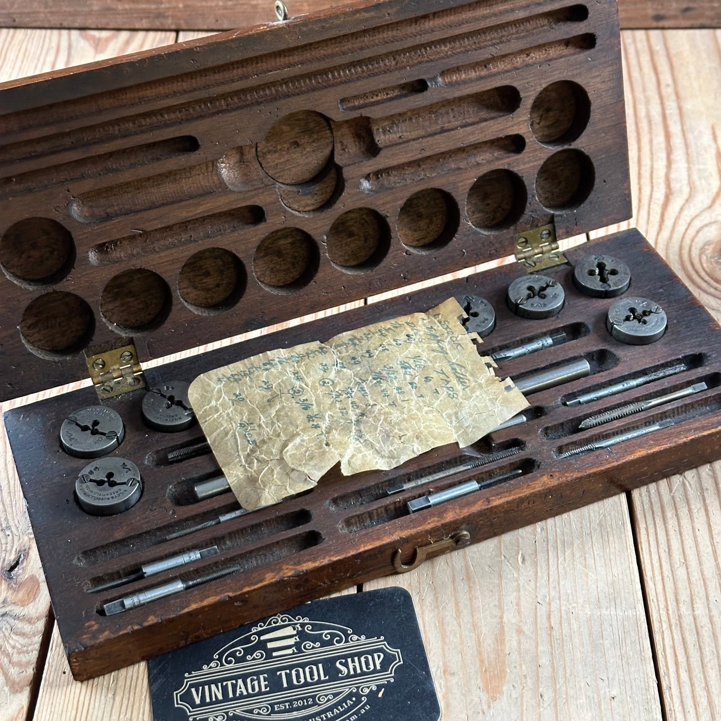 SOLD. H2398 Vintage Wiley & Russell USA TAP & DIE SET in wooden box