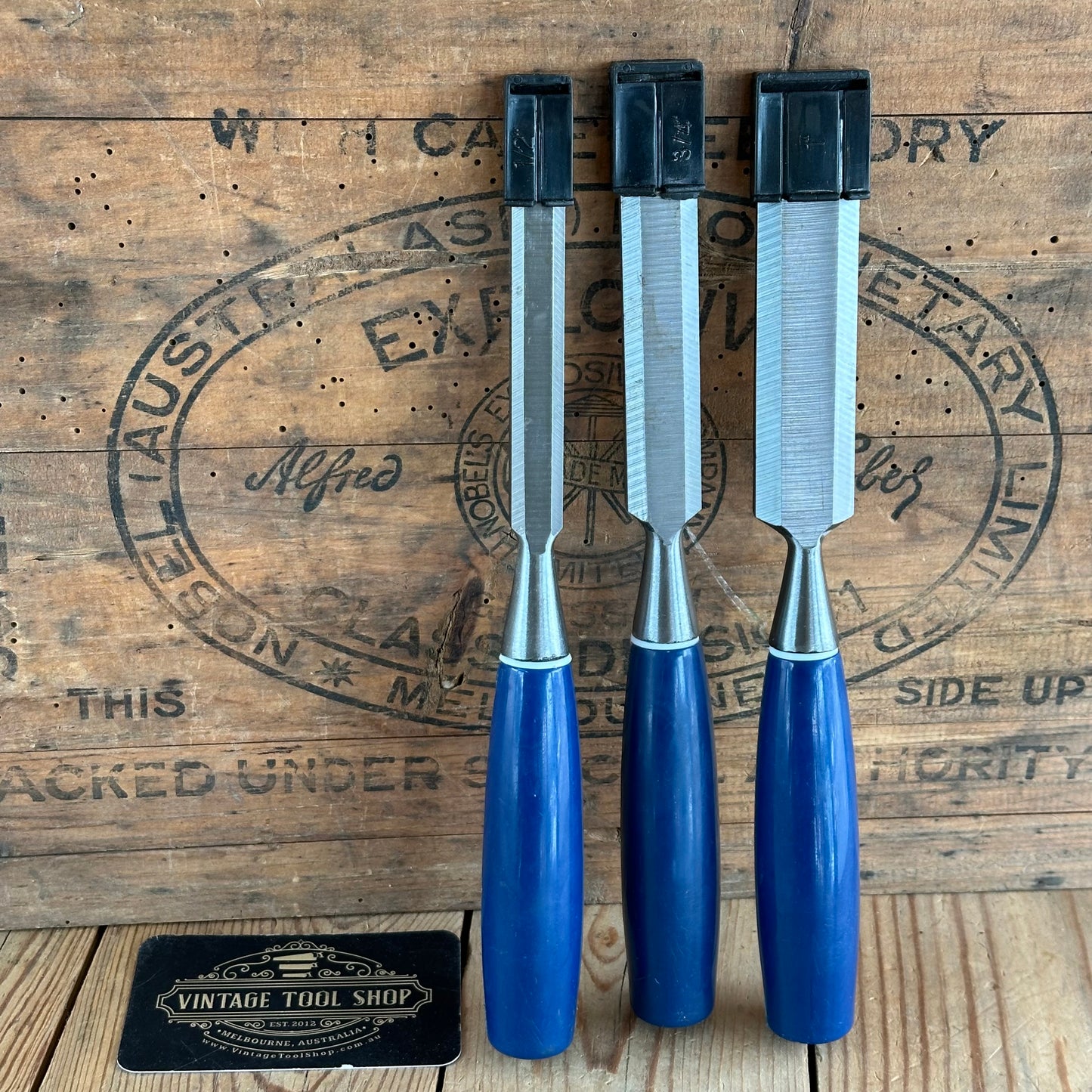 H1297 Vintage 3x beveled CHISELS