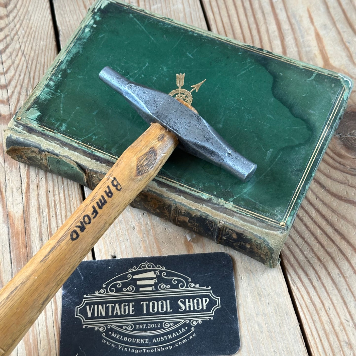D2125 Vintage small jewellers metalworking MAGNETIC TACK Hammer