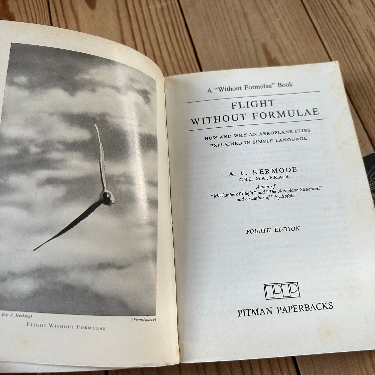 XBN29 Vintage 1970 BOOK FLIGHT WITHOUT FORMULAE 4th edition by A.C.Kermode
