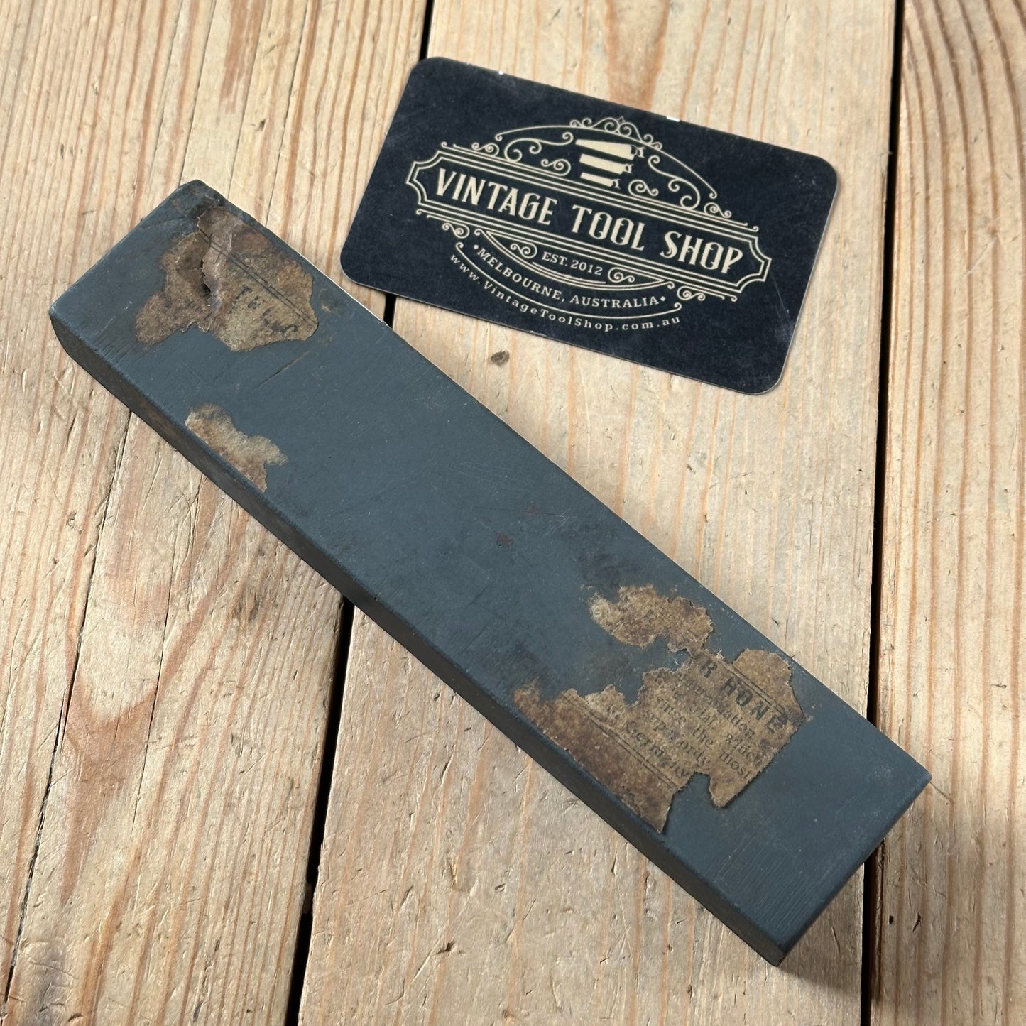 A380 Vintage LARGE German WATER HONE partial label BARBERS STONE Natural sharpening stone waterstone