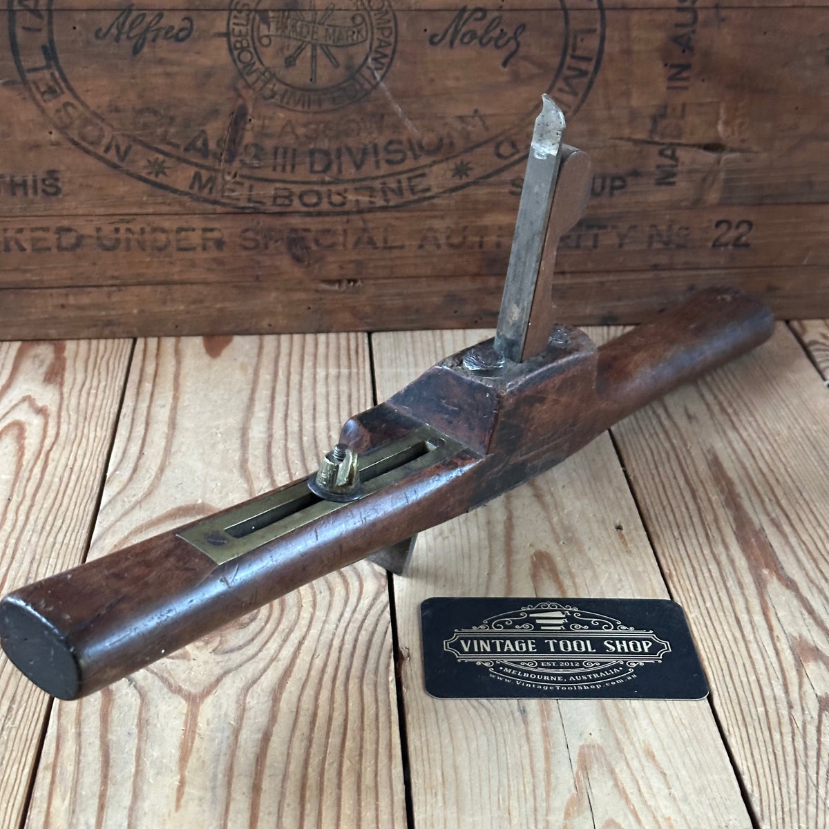 T6552 Antique wooden COACHMANS HAND ROUTER