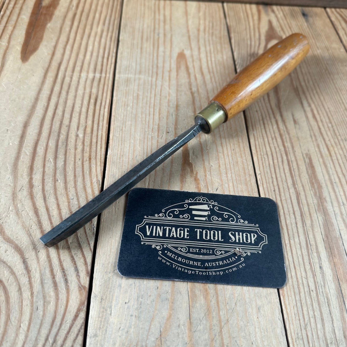N1765 Vintage WILLIAM MARPLES 90° V-gouge GOUGE Carving CHISEL
