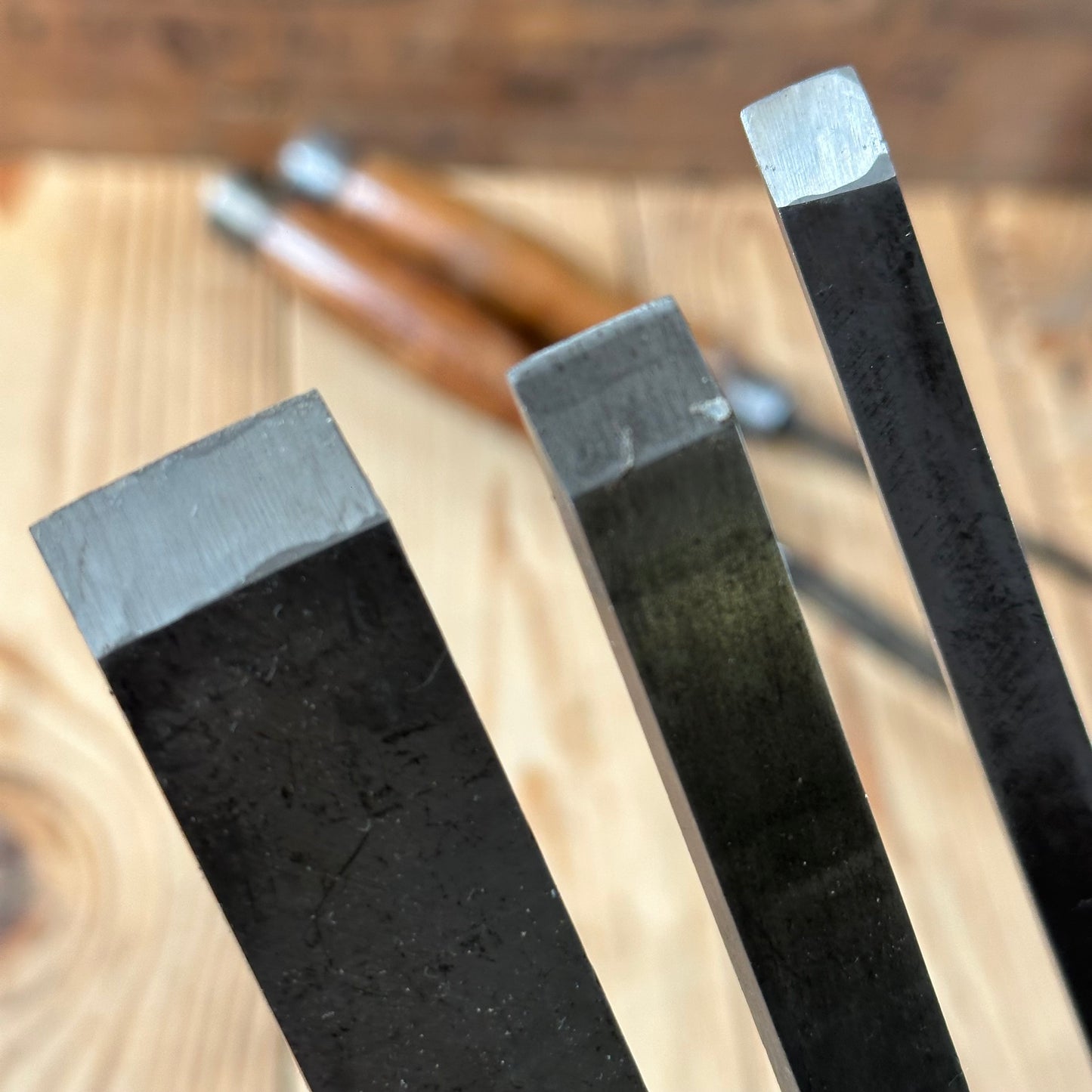 N1818 Vintage set of 8 x TITAN AUSTRALIA No:101 Registered Firmer CHISELS
