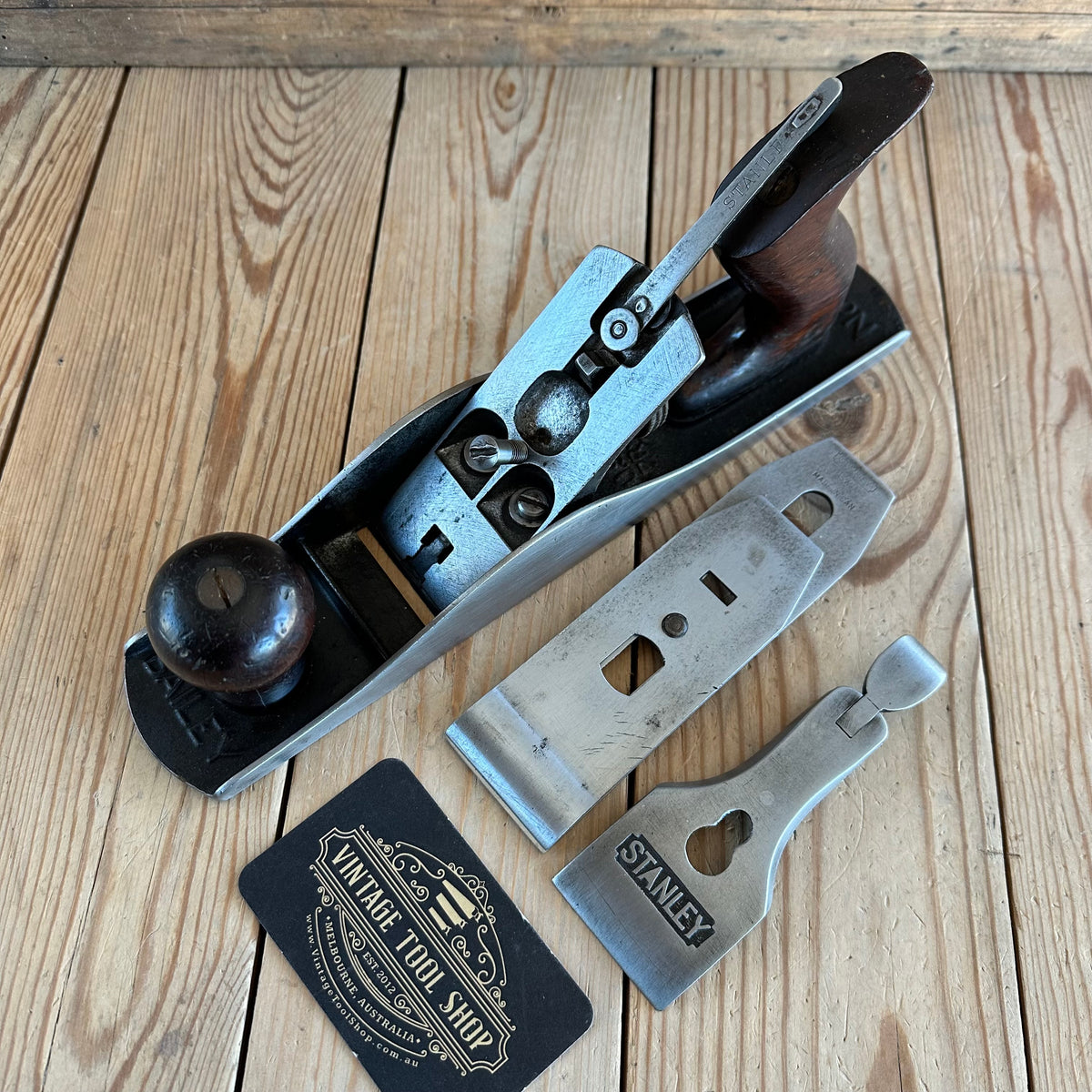 SOLD. H2135 SCARCE! Vintage STANLEY No.5 1/4c CORRUGATED Junior Jack PLANE