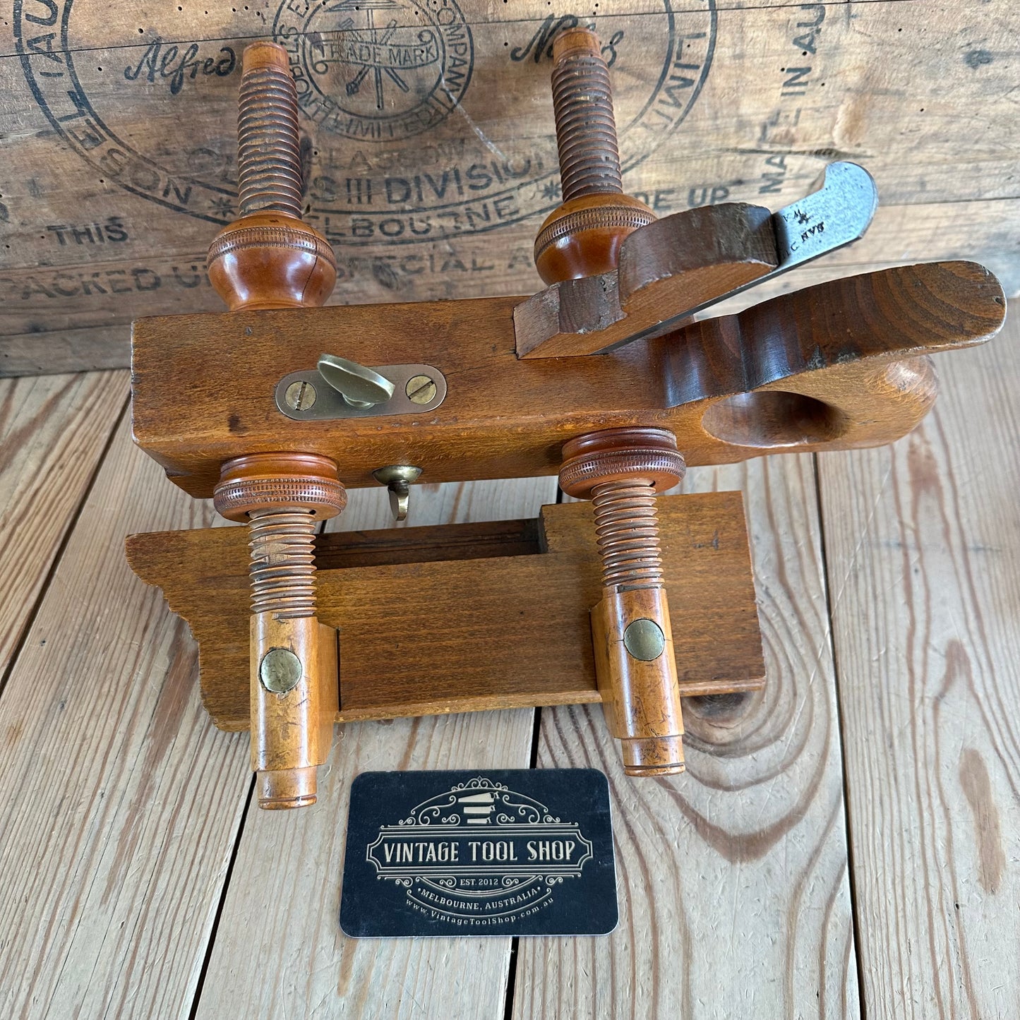 T8553 Antique OHIO TOOL CO No:101 Boxwood Armed PLOUGH PLANE