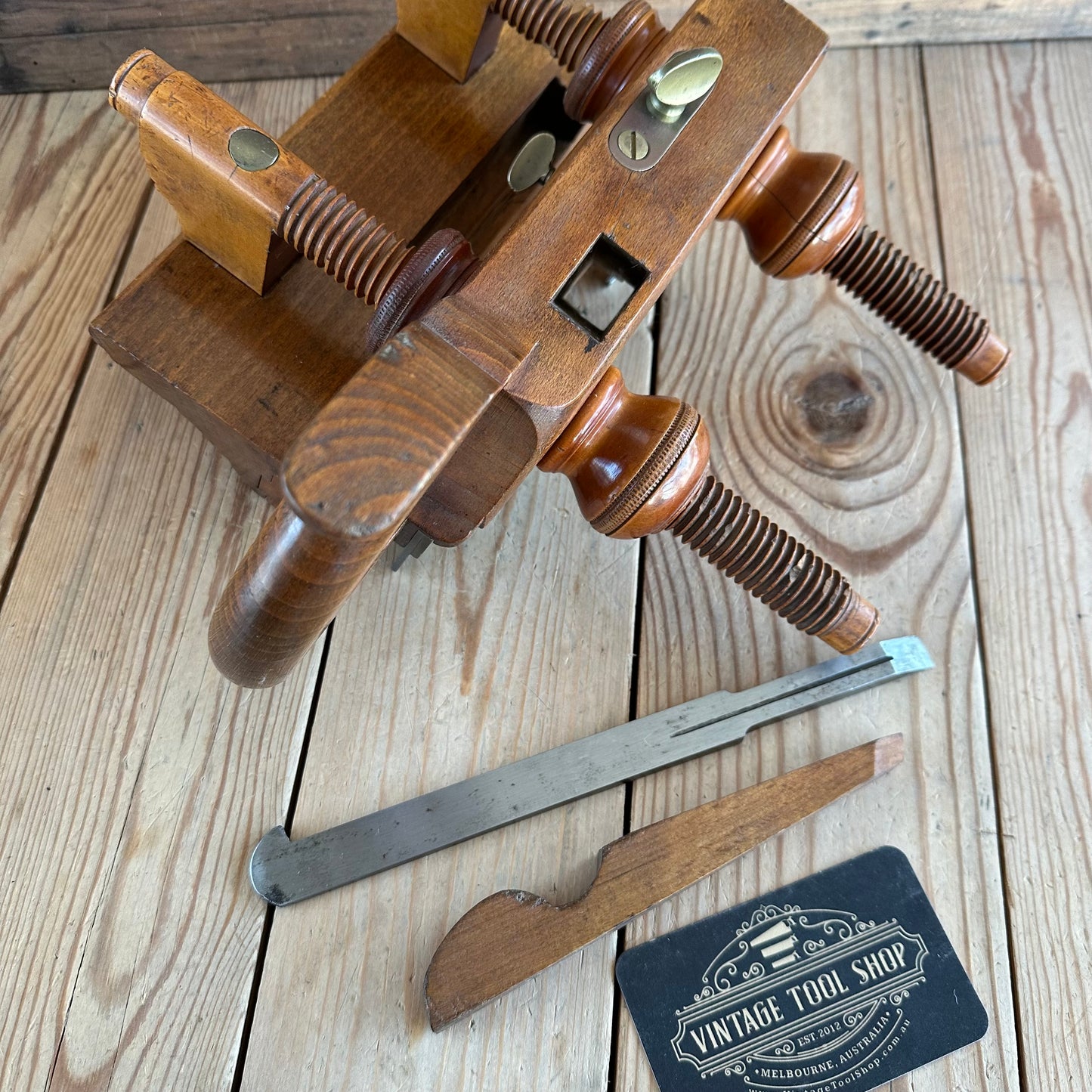 T8553 Antique OHIO TOOL CO No:101 Boxwood Armed PLOUGH PLANE