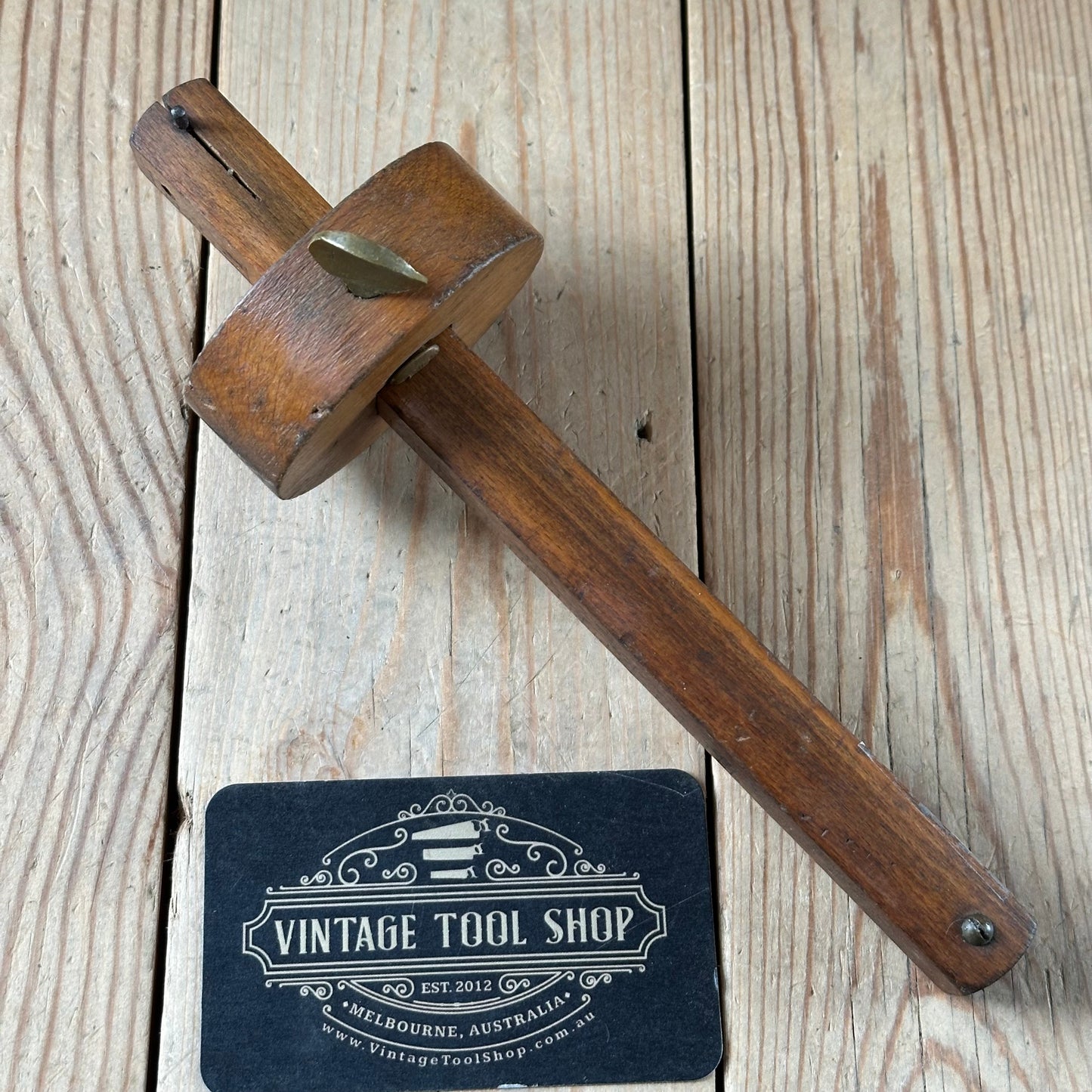 H2519 HANDY! Antique STANLEY No:64 & 1/2 MARKING GAUGE Sweetheart era 1921-35