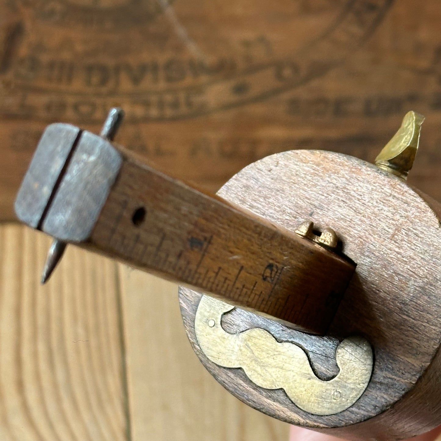 H2519 HANDY! Antique STANLEY No:64 & 1/2 MARKING GAUGE Sweetheart era 1921-35
