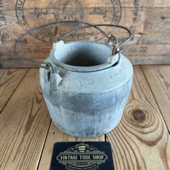 T1644 Vintage QPC Australia GLUE POT cast aluminium