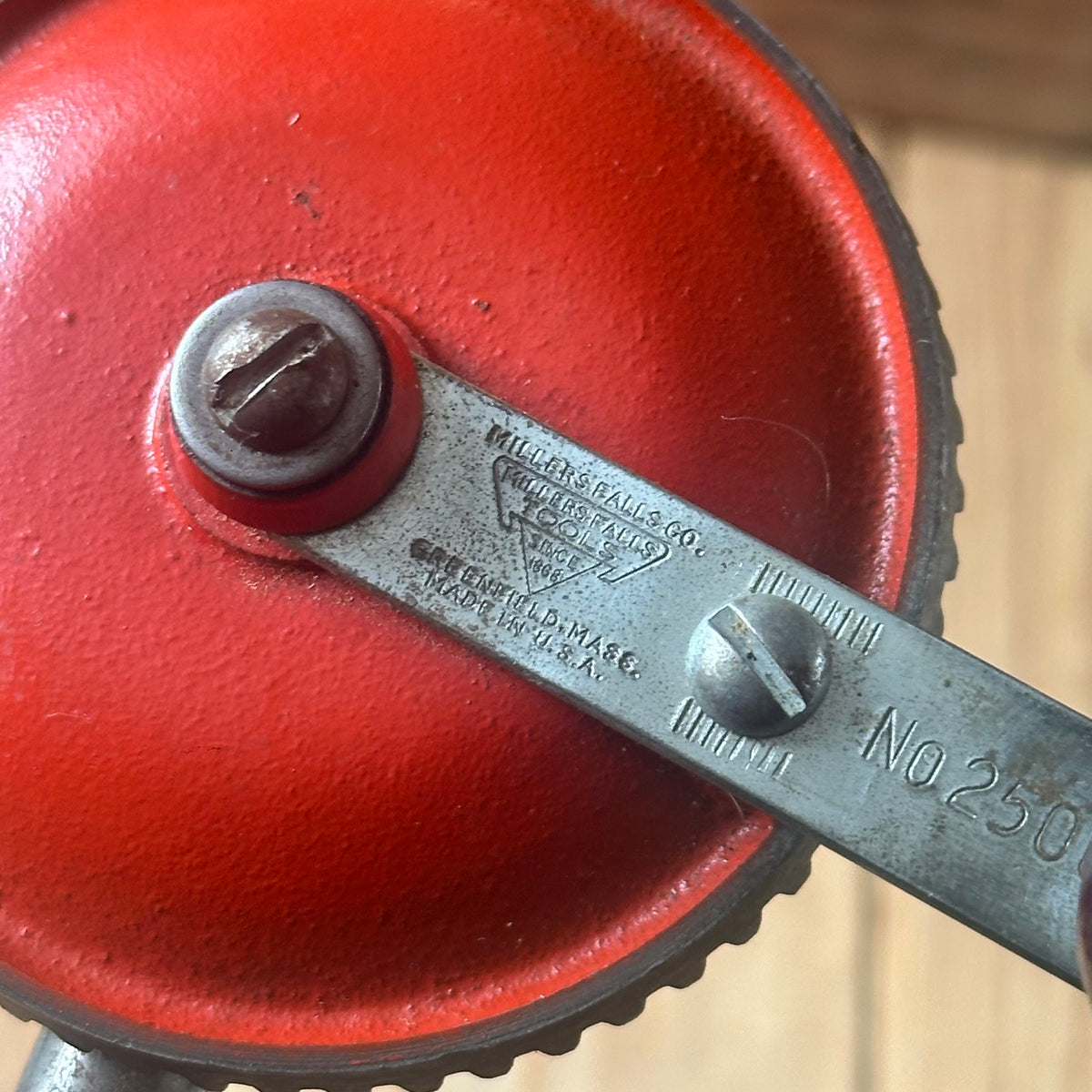 H2649 Vintage MILLERS FALLS USA No.2500 eggbeater hand DRILL