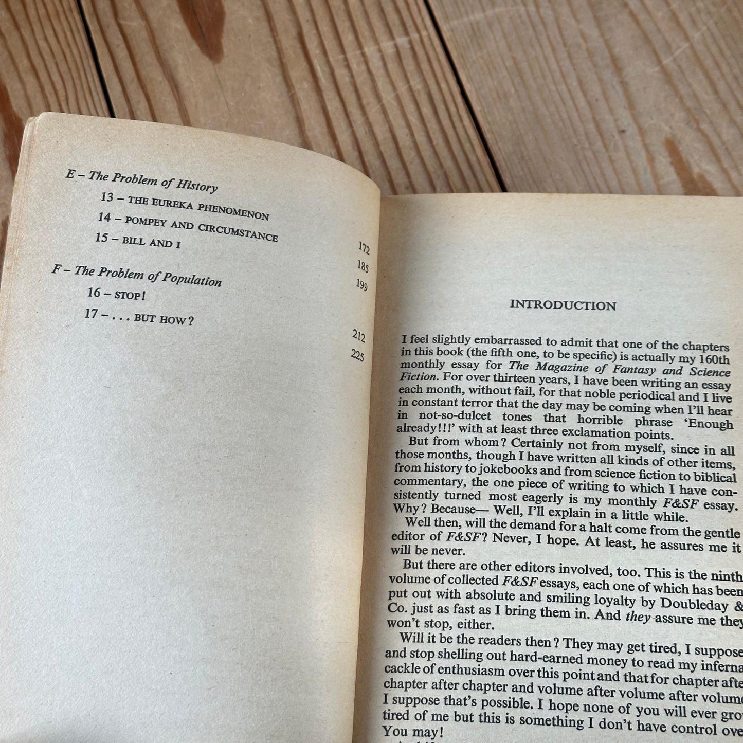 XBN89 Vintage BOOK The LEFT HAND of the ELECTRON by I. Asimov