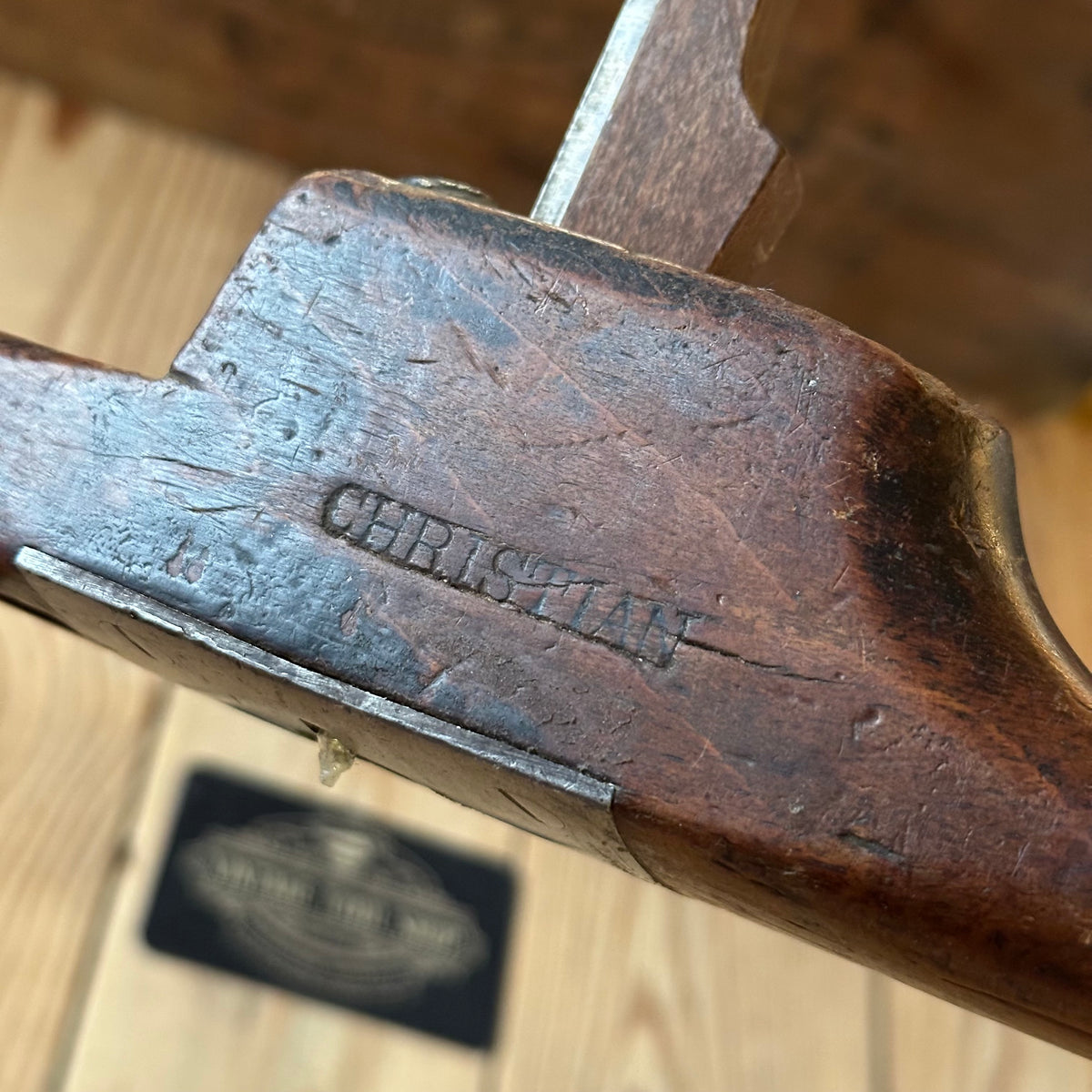 T6552 Antique wooden COACHMANS HAND ROUTER