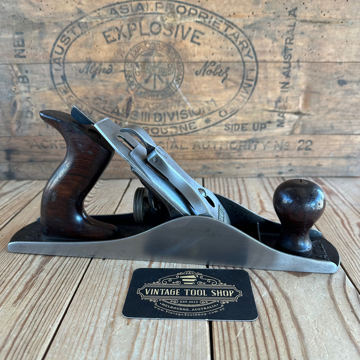 SOLD. H2135 SCARCE! Vintage STANLEY No.5 1/4c CORRUGATED Junior Jack PLANE