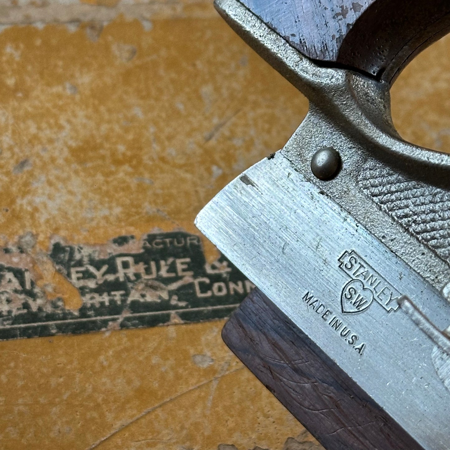 H2491 Vintage STANLEY USA Sweetheart era No.45 Combination PLANE with cutters
